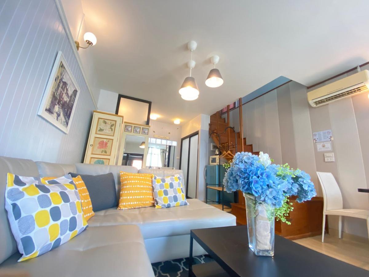 La Riva Boutique Hotel Kamphaeng Phet Buitenkant foto