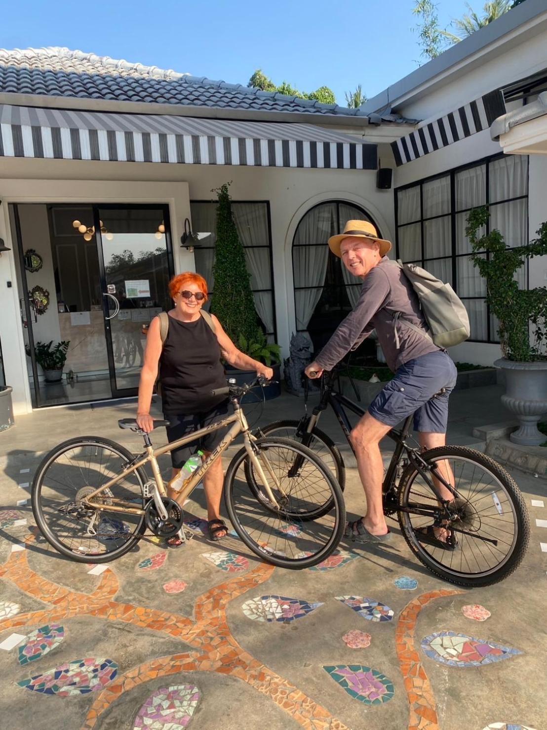 La Riva Boutique Hotel Kamphaeng Phet Buitenkant foto