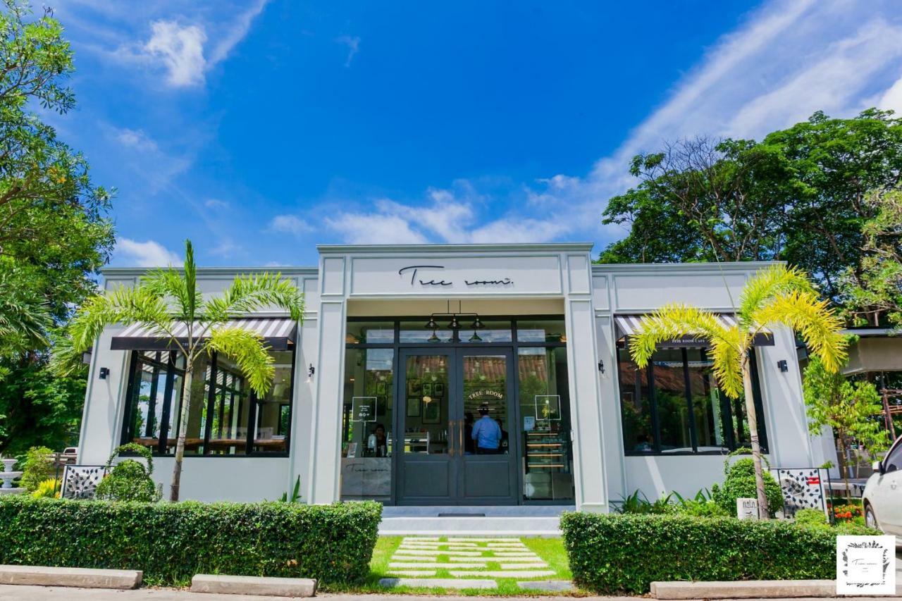 La Riva Boutique Hotel Kamphaeng Phet Buitenkant foto